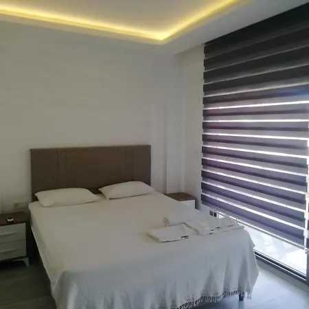 Ev Konforunu Aratmayacak Havuzlu Villa Villa Kusadasi